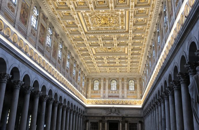 Navata Centrale